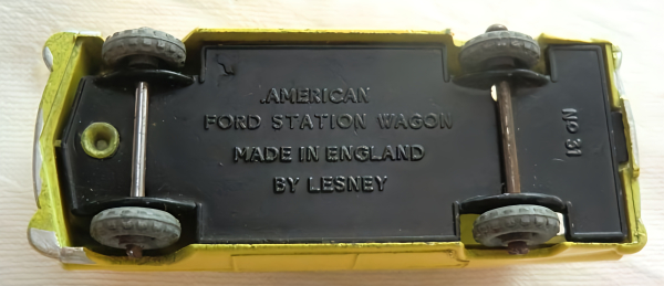 Matchbox Lesney American Ford Station Wagon 1957 DieCast Model (5485)